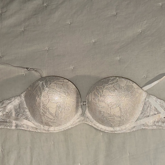 Victoria’s Secret NWT Multiway Push-up Bra - Picture 2 of 7